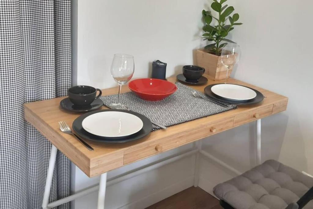 Lemuria Apartament Szkolna Centrum Legnica Esterno foto